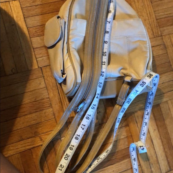 Genuine leather cream and tan mini backpack pay - Picture 5 of 7